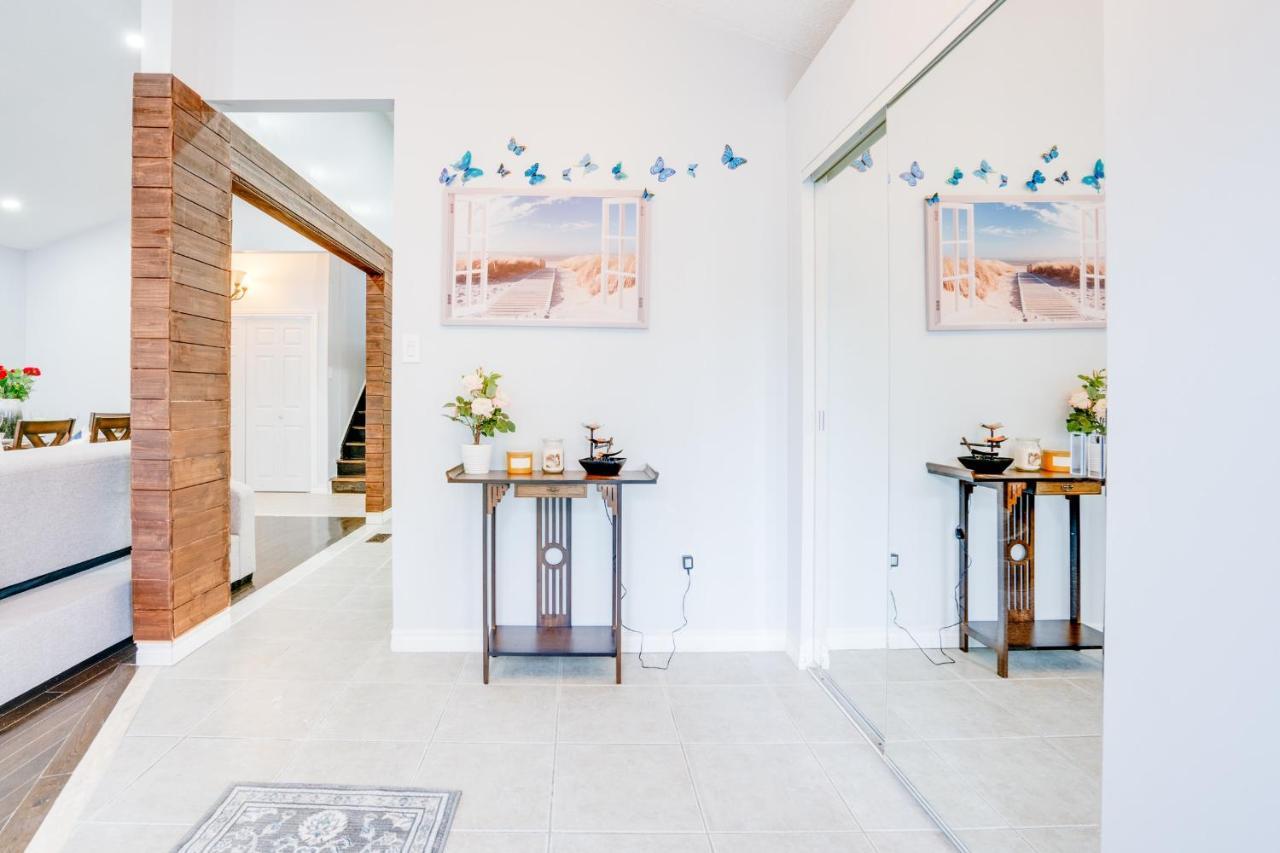 Furnished Family Home Near Toronto - Great Location Game Room - Backyard - Parking & Self Checkin Pickering Kültér fotó